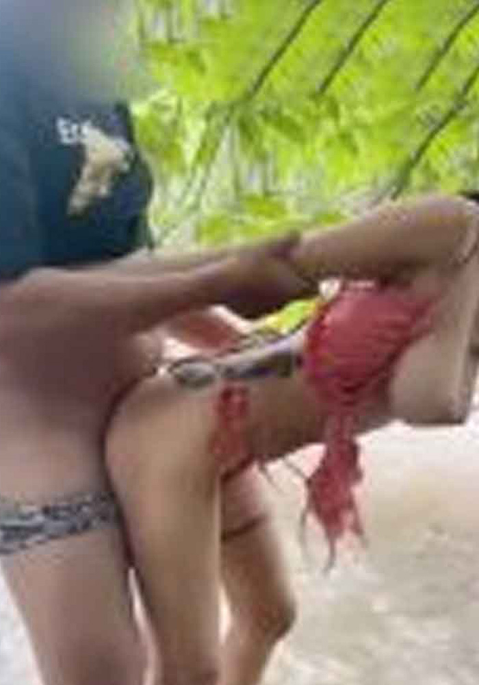 คลิปหลุดไทย Vava2009ss น้องวาวาเล่นเสียวกันที่ริมน้ำตกนั่งอมกระดอให้เด็ดๆจนเงี่ยน