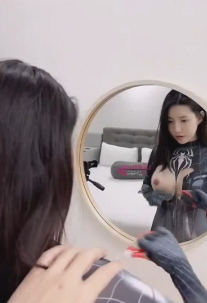 onlyfans bestzabzeed กับแฟนสาวขาวหมวย แต่งชุดสไปเดอร์แมนโดนจับเย็ดคาชุด