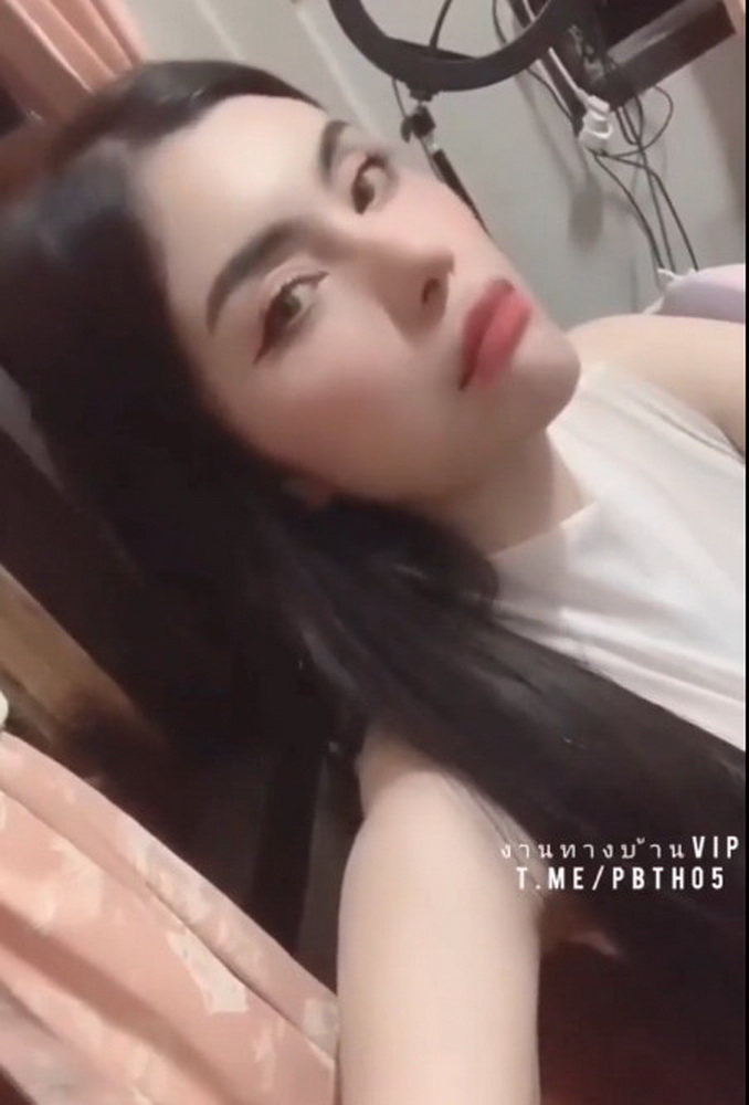 คลิปหลุดไซด์ไลน์ไทย น้องไอรีนโดนเสียเรียกไปโรงแรมหรูมีอ่างจากุซซี่ จับน้องเย็ดหีคาอ่าง