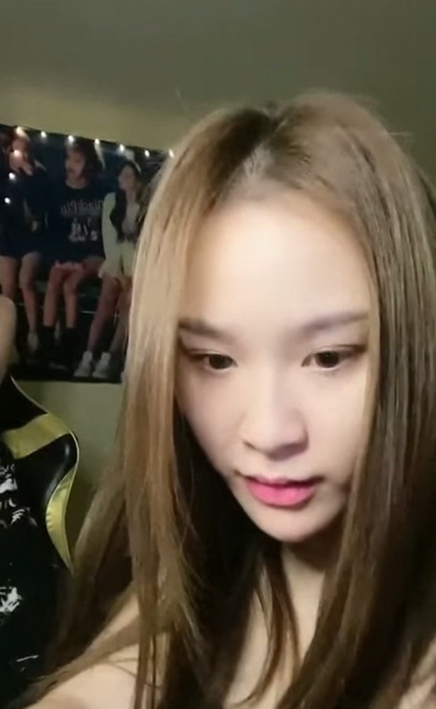 คลิปหลุดเสียงไทย นั่งอมควยให้แฟนโม๊ค แอ่นหีให้เย็ด โดนควยกระแทก