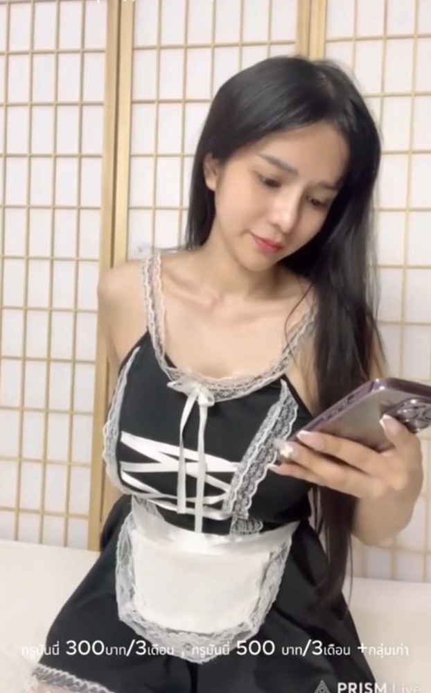 Onlyfans pimnalin สาวนมตู้มๆ แก้ผ้าเสียวแหวกขาเอาควยปลอมยัดหี