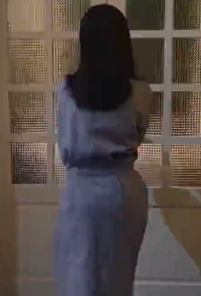 onlyfan ilovesexary ควยมาชี้หน้าอยู่ข้างๆโดนจับกดหัวอมควย เย็ดสดแตกในหีคาอ่าง