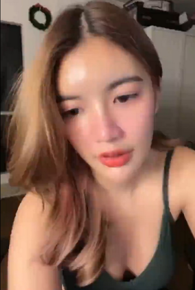 คลิปหลุดไลฟ์สด Thlive น้องไอซ์ หุ่นเด็ดนมสวยน่าเย็ด