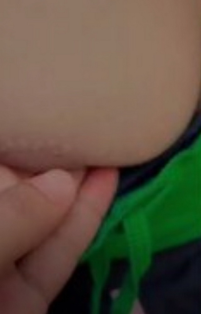 คลิปตัวเล็กกับหนุ่มควยใหญ่นัวเนียก่อนเสียบ หุ่นสวยเนียน