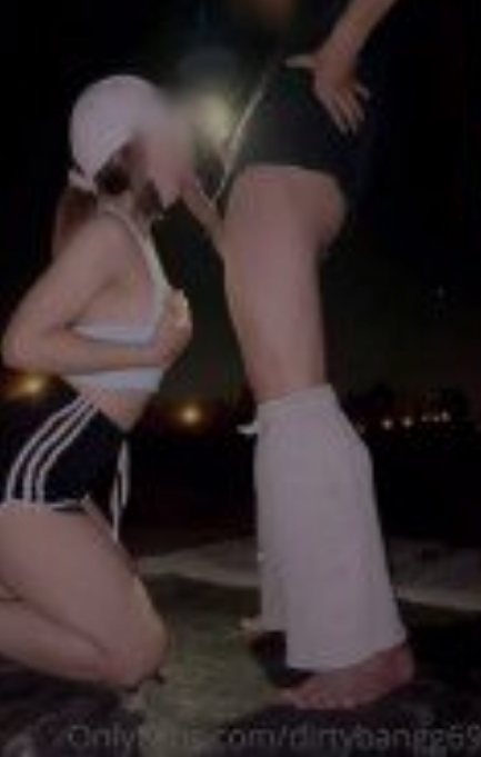 OnlyFans dirtybangg69 ไนท์เอาท์ดอร์ ปูผ้าโม๊คเยด
